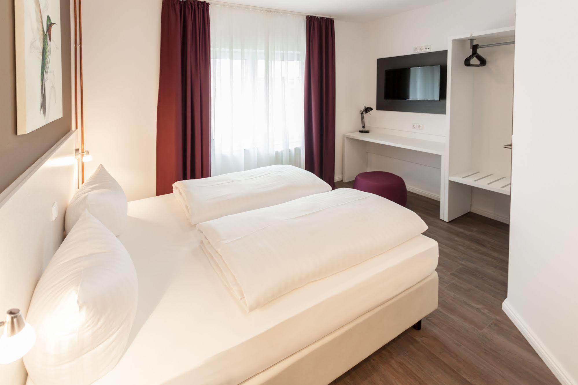 המבורג Hotel West מראה חיצוני תמונה